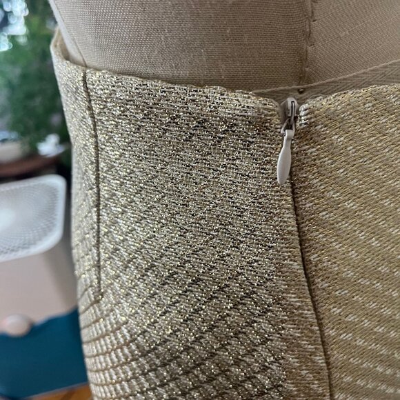 Ella Luna Metallic Gold Mini Skirt  Size XS - Picture 6 of 9